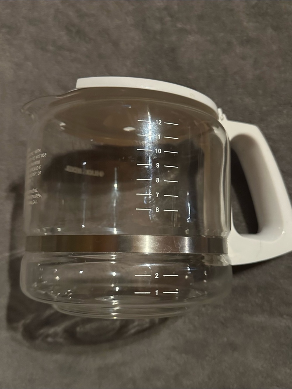 BLACK+DECKER GC3000W 12 Cup Glass Coffee Carafe Replacement White Handle Lid
